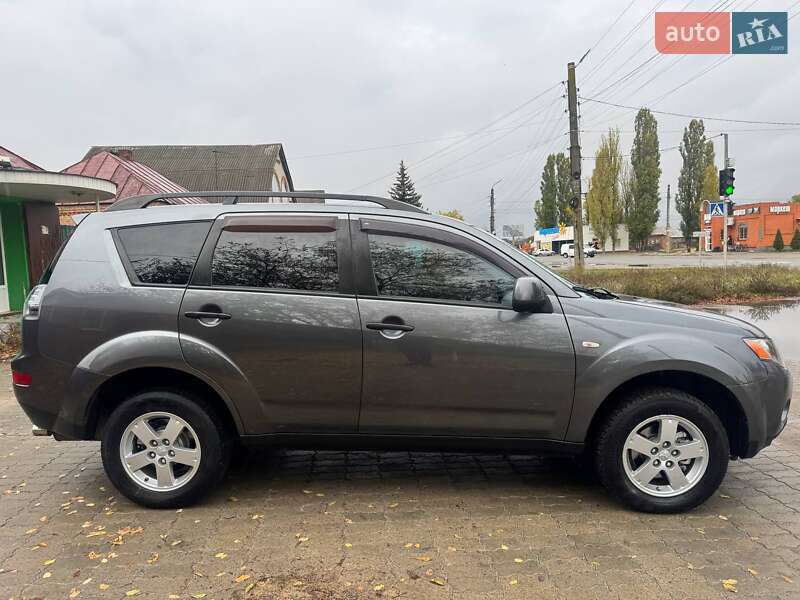 Позашляховик / Кросовер Mitsubishi Outlander 2008 в Охтирці