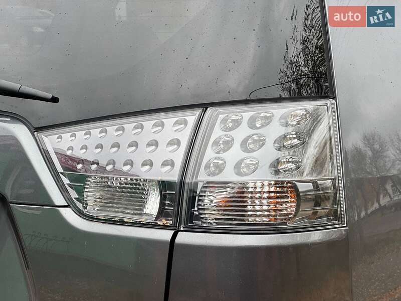 Позашляховик / Кросовер Mitsubishi Outlander 2008 в Охтирці