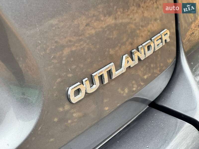 Позашляховик / Кросовер Mitsubishi Outlander 2008 в Охтирці