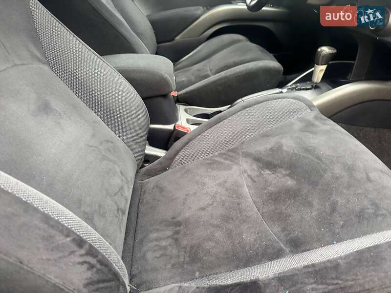 Позашляховик / Кросовер Mitsubishi Outlander 2008 в Охтирці