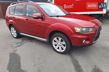 Внедорожник / Кроссовер Mitsubishi Outlander 2010 в Киеве