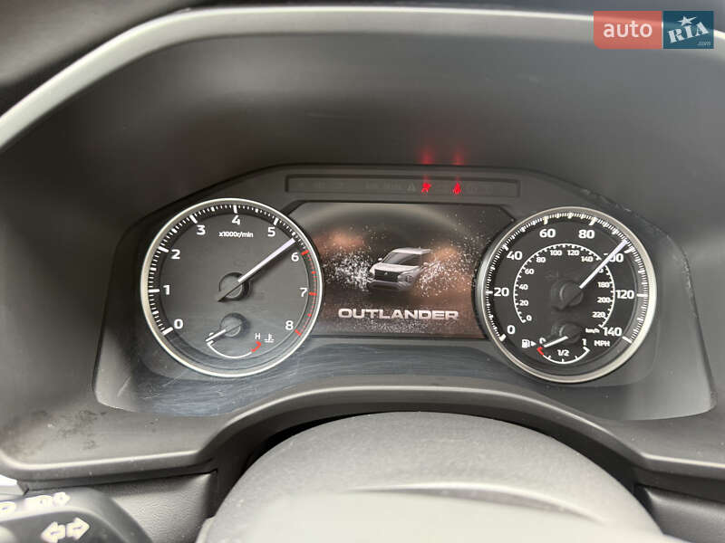 Внедорожник / Кроссовер Mitsubishi Outlander 2021 в Броварах фото 54 Внедорожник / Кроссовер Mitsubishi Outlander 2021 в Броварах
