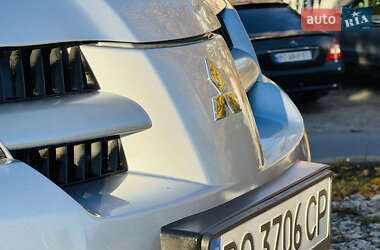 Позашляховик / Кросовер Mitsubishi Outlander 2006 в  фото 9 Позашляховик / Кросовер Mitsubishi Outlander 2006 в