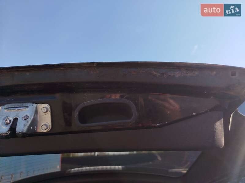 Внедорожник / Кроссовер Mitsubishi Outlander 2006 в Львове фото 11 Внедорожник / Кроссовер Mitsubishi Outlander 2006 в Львове