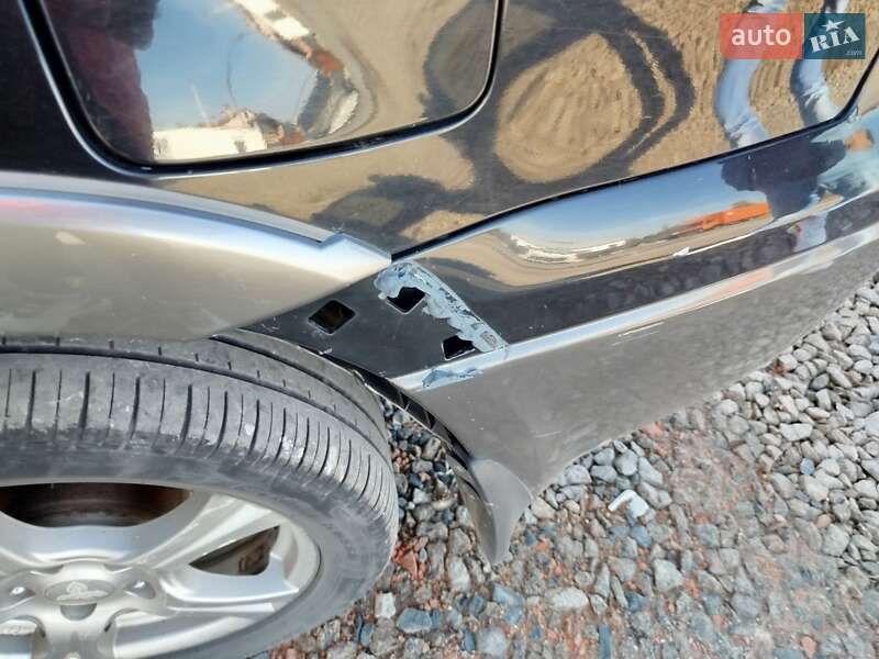 Внедорожник / Кроссовер Mitsubishi Outlander 2006 в Львове фото 14 Внедорожник / Кроссовер Mitsubishi Outlander 2006 в Львове
