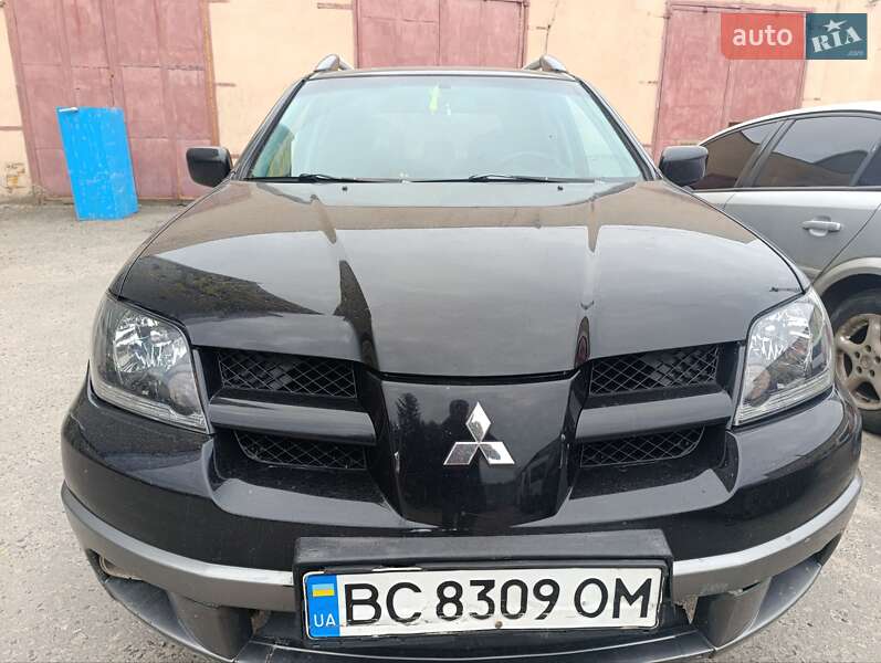 Внедорожник / Кроссовер Mitsubishi Outlander 2003 в Львове