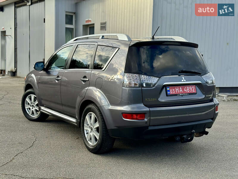 Позашляховик / Кросовер Mitsubishi Outlander 2010 в Полтаві фото 5 Позашляховик / Кросовер Mitsubishi Outlander 2010 в Полтаві