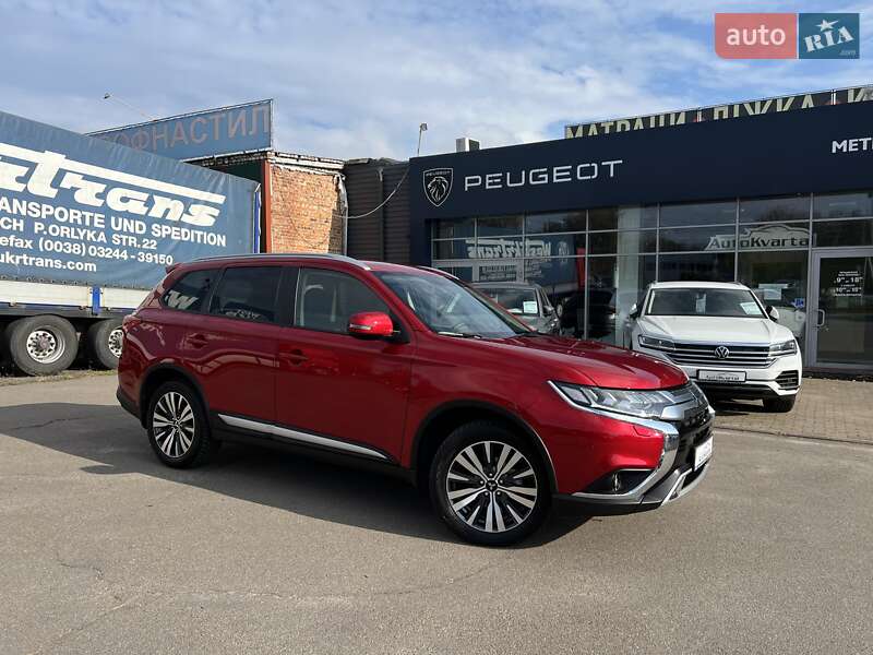 Позашляховик / Кросовер Mitsubishi Outlander 2021 в Чернігові фото 3 Позашляховик / Кросовер Mitsubishi Outlander 2021 в Чернігові