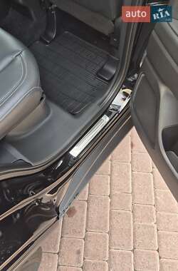 Внедорожник / Кроссовер Mitsubishi Outlander 2022 в 