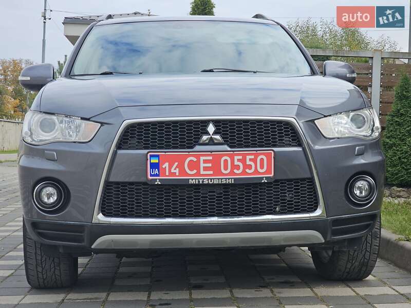 Позашляховик / Кросовер Mitsubishi Outlander 2011 в Стрию фото 27 Позашляховик / Кросовер Mitsubishi Outlander 2011 в Стрию