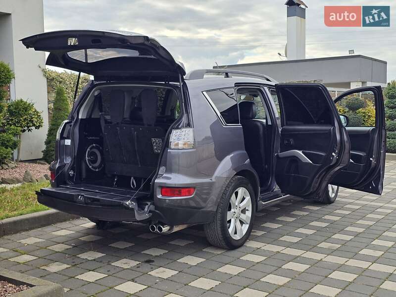 Позашляховик / Кросовер Mitsubishi Outlander 2011 в Стрию фото 40 Позашляховик / Кросовер Mitsubishi Outlander 2011 в Стрию