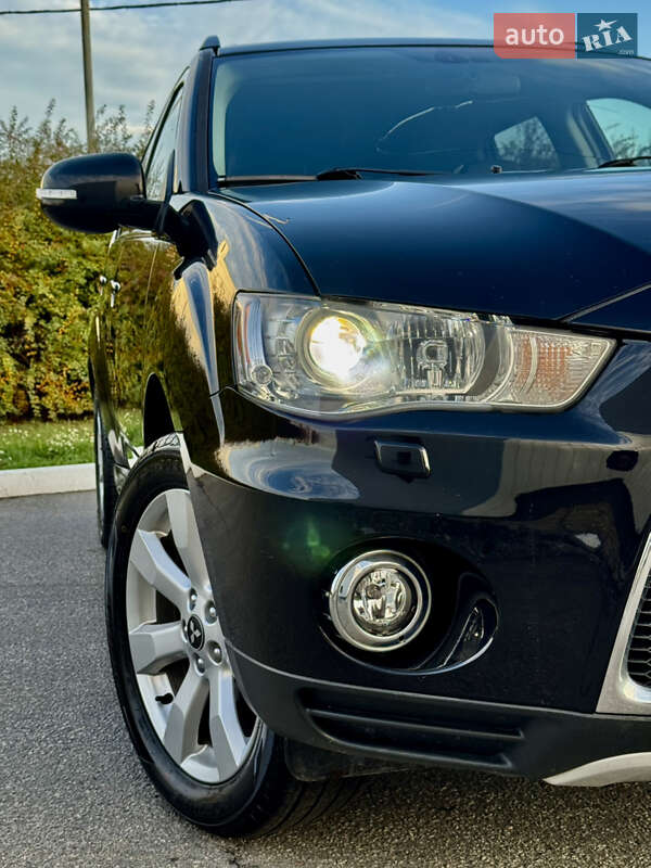 Внедорожник / Кроссовер Mitsubishi Outlander 2012 в Полтаве фото 8 Внедорожник / Кроссовер Mitsubishi Outlander 2012 в Полтаве