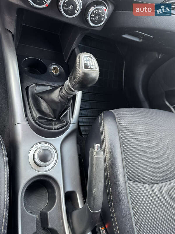 Внедорожник / Кроссовер Mitsubishi Outlander 2012 в Полтаве фото 23 Внедорожник / Кроссовер Mitsubishi Outlander 2012 в Полтаве