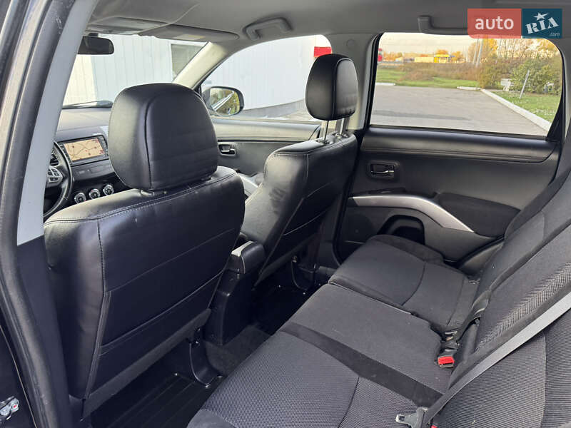 Внедорожник / Кроссовер Mitsubishi Outlander 2012 в Полтаве фото 29 Внедорожник / Кроссовер Mitsubishi Outlander 2012 в Полтаве
