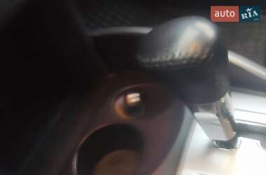 Внедорожник / Кроссовер Mitsubishi Outlander 2010 в 