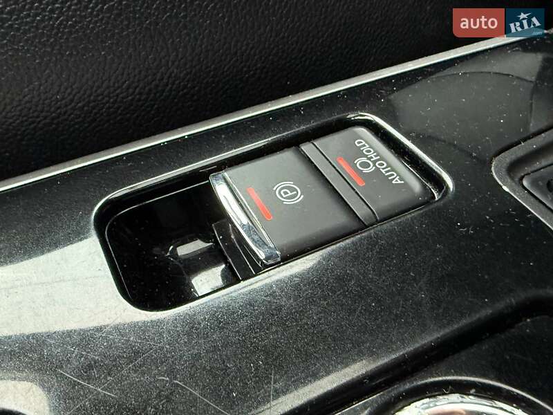 Позашляховик / Кросовер Mitsubishi Outlander 2016 в Києві фото 32 Позашляховик / Кросовер Mitsubishi Outlander 2016 в Києві