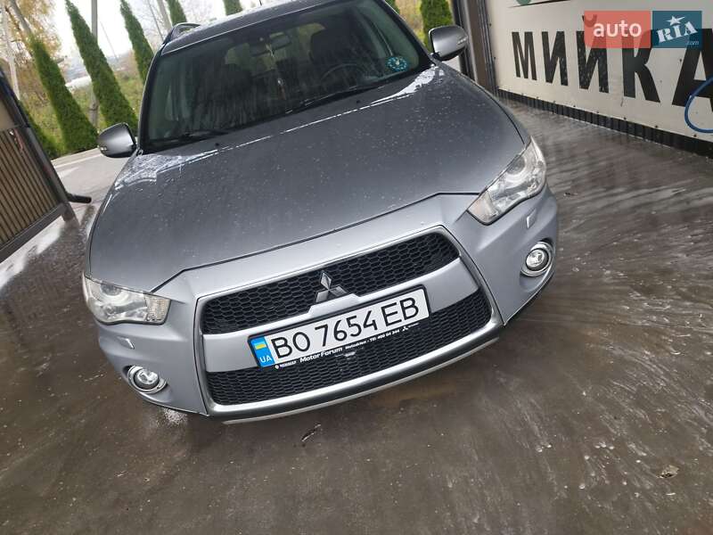 Позашляховик / Кросовер Mitsubishi Outlander 2011 в Кременці фото 13 Позашляховик / Кросовер Mitsubishi Outlander 2011 в Кременці