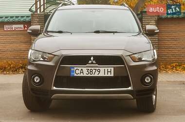 Позашляховик / Кросовер Mitsubishi Outlander 2010 в Києві Позашляховик / Кросовер Mitsubishi Outlander 2010 в Києві