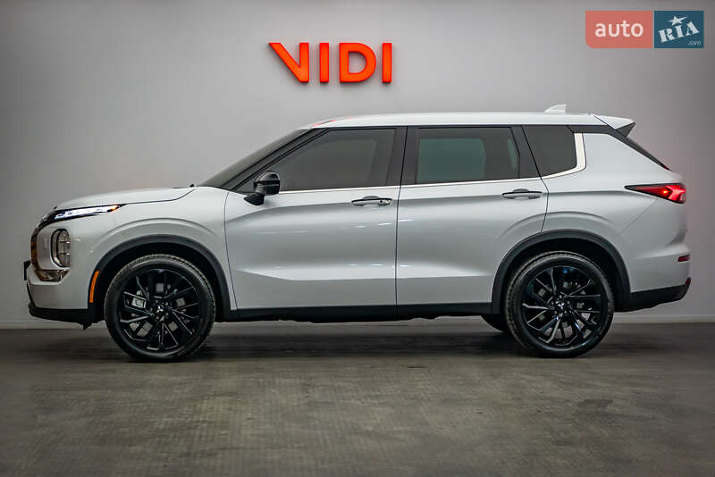 Позашляховик / Кросовер Mitsubishi Outlander 2023 в Києві фото 3 Позашляховик / Кросовер Mitsubishi Outlander 2023 в Києві