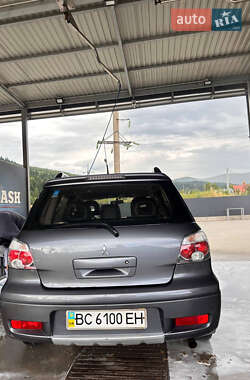 Внедорожник / Кроссовер Mitsubishi Outlander 2008 в 