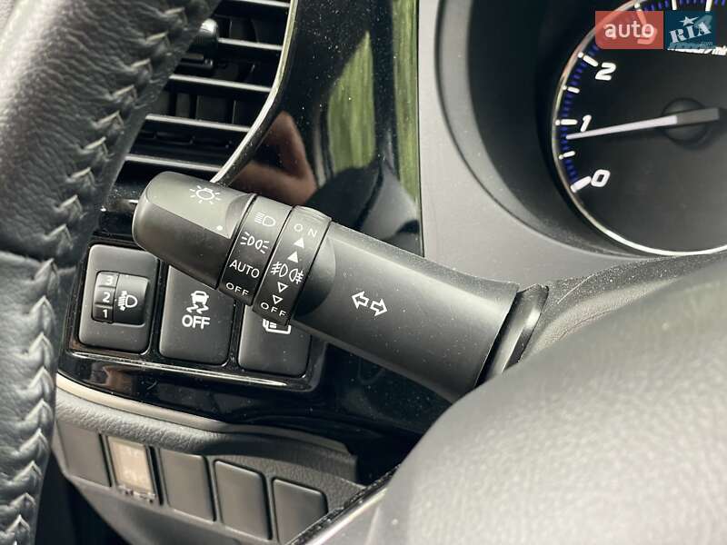 Внедорожник / Кроссовер Mitsubishi Outlander 2021 в Киеве фото 21 Внедорожник / Кроссовер Mitsubishi Outlander 2021 в Киеве
