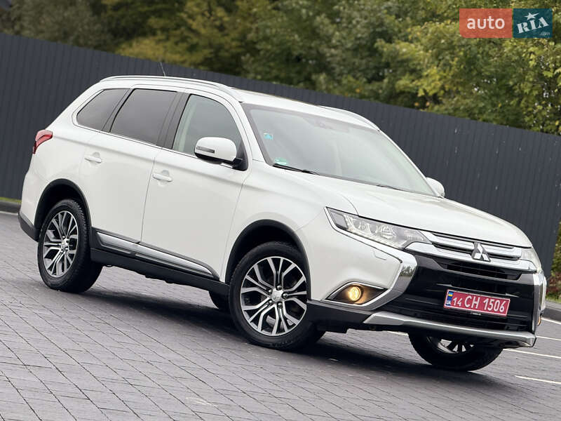 Позашляховик / Кросовер Mitsubishi Outlander 2016 в Самборі фото 18 Позашляховик / Кросовер Mitsubishi Outlander 2016 в Самборі