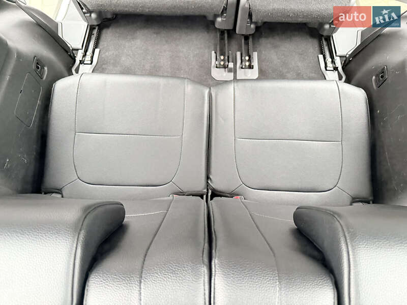 Позашляховик / Кросовер Mitsubishi Outlander 2016 в Самборі фото 78 Позашляховик / Кросовер Mitsubishi Outlander 2016 в Самборі