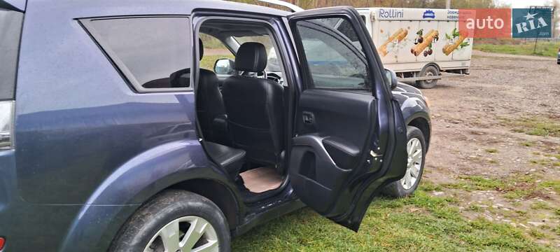 Позашляховик / Кросовер Mitsubishi Outlander 2009 в Коломиї фото 9 Позашляховик / Кросовер Mitsubishi Outlander 2009 в Коломиї