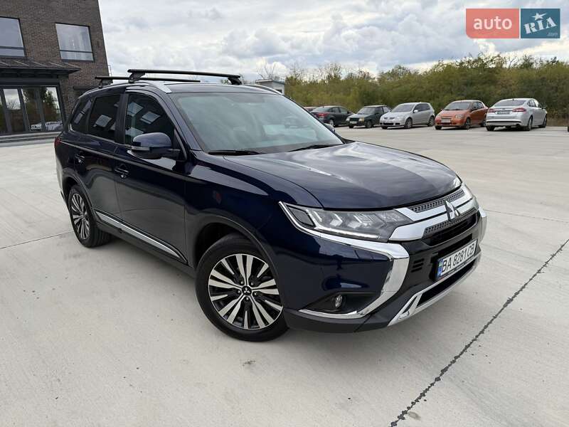 Позашляховик / Кросовер Mitsubishi Outlander 2021 в Кропивницькому фото 15 Позашляховик / Кросовер Mitsubishi Outlander 2021 в Кропивницькому