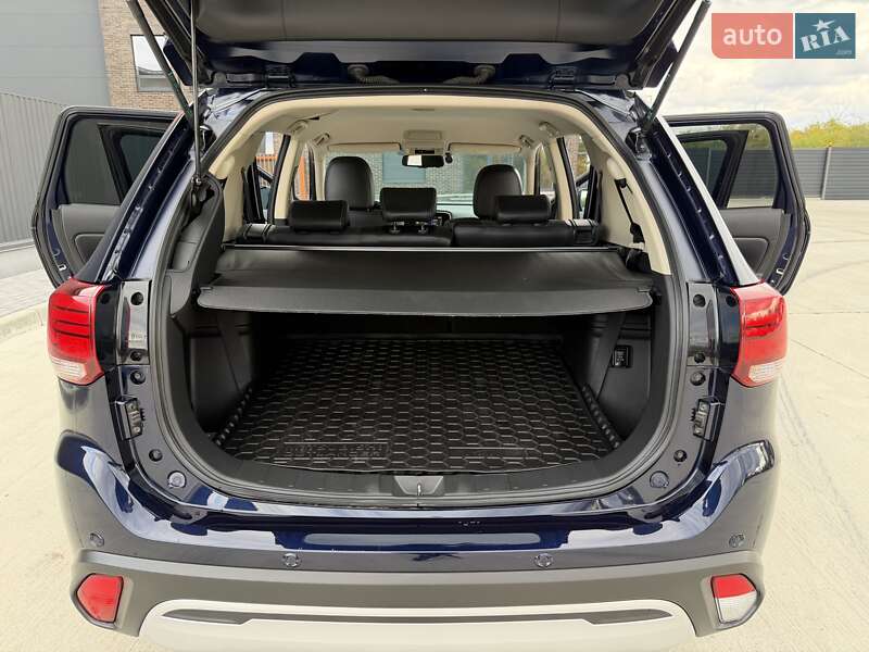 Позашляховик / Кросовер Mitsubishi Outlander 2021 в Кропивницькому фото 50 Позашляховик / Кросовер Mitsubishi Outlander 2021 в Кропивницькому
