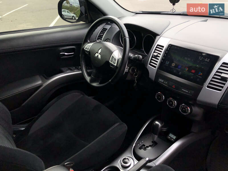 Внедорожник / Кроссовер Mitsubishi Outlander 2012 в Виннице фото 16 Внедорожник / Кроссовер Mitsubishi Outlander 2012 в Виннице