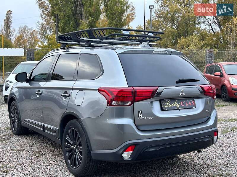 Позашляховик / Кросовер Mitsubishi Outlander 2020 в Одесі фото 7 Позашляховик / Кросовер Mitsubishi Outlander 2020 в Одесі