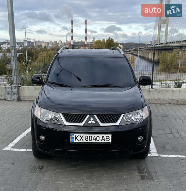 Внедорожник / Кроссовер Mitsubishi Outlander 2007 в Киеве фото Внедорожник / Кроссовер Mitsubishi Outlander 2007 в Киеве