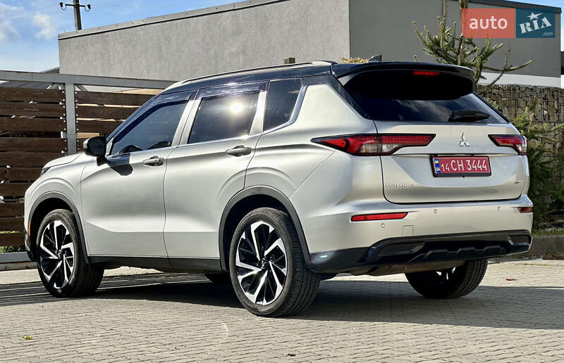 Позашляховик / Кросовер Mitsubishi Outlander 2022 в Стрию фото 42 Позашляховик / Кросовер Mitsubishi Outlander 2022 в Стрию