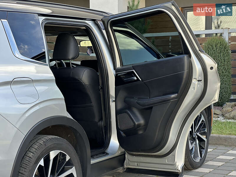 Позашляховик / Кросовер Mitsubishi Outlander 2022 в Стрию фото 81 Позашляховик / Кросовер Mitsubishi Outlander 2022 в Стрию