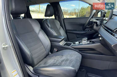 Позашляховик / Кросовер Mitsubishi Outlander 2022 в  фото 89 Позашляховик / Кросовер Mitsubishi Outlander 2022 в