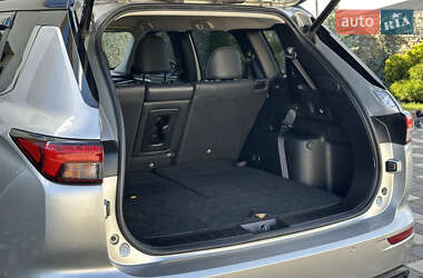 Позашляховик / Кросовер Mitsubishi Outlander 2022 в  фото 99 Позашляховик / Кросовер Mitsubishi Outlander 2022 в