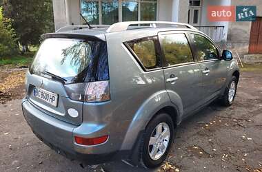 Внедорожник / Кроссовер Mitsubishi Outlander 2008 в 