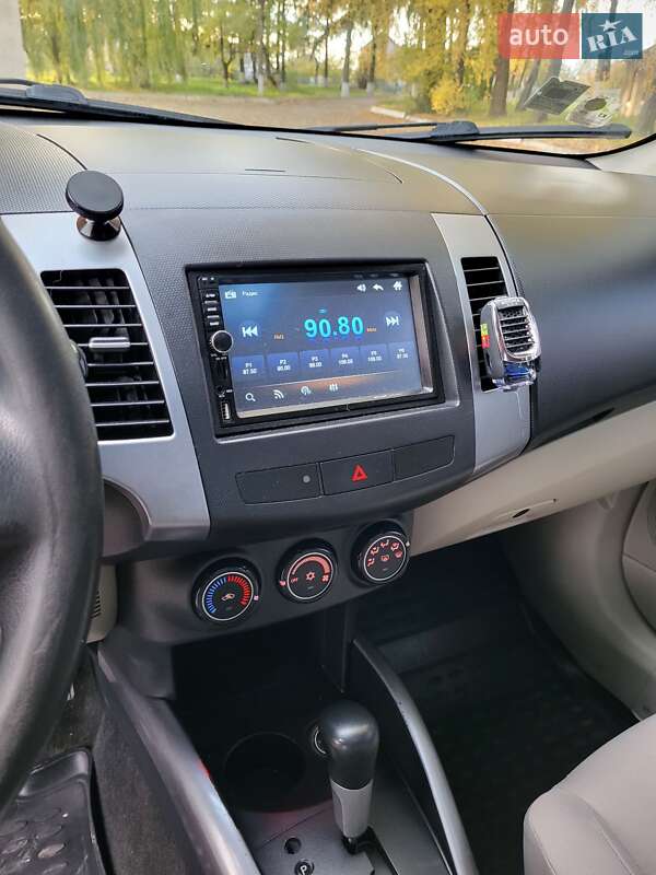 Позашляховик / Кросовер Mitsubishi Outlander 2008 в Теофіполі фото 31 Позашляховик / Кросовер Mitsubishi Outlander 2008 в Теофіполі