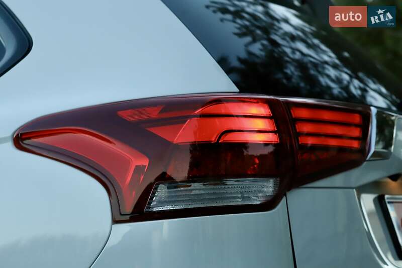 Внедорожник / Кроссовер Mitsubishi Outlander 2018 в Дрогобыче фото 42 Внедорожник / Кроссовер Mitsubishi Outlander 2018 в Дрогобыче