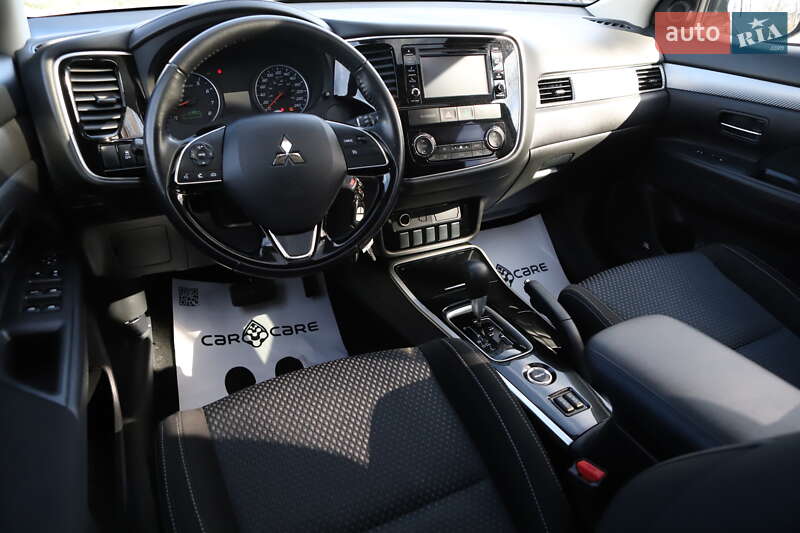 Внедорожник / Кроссовер Mitsubishi Outlander 2018 в Дрогобыче фото 84 Внедорожник / Кроссовер Mitsubishi Outlander 2018 в Дрогобыче