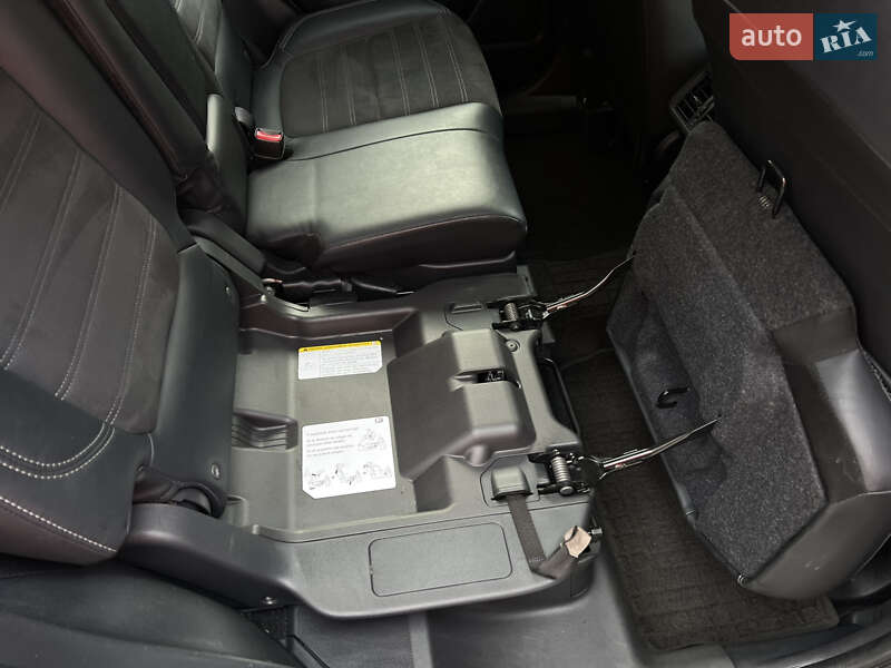 Позашляховик / Кросовер Mitsubishi Outlander 2018 в Житомирі