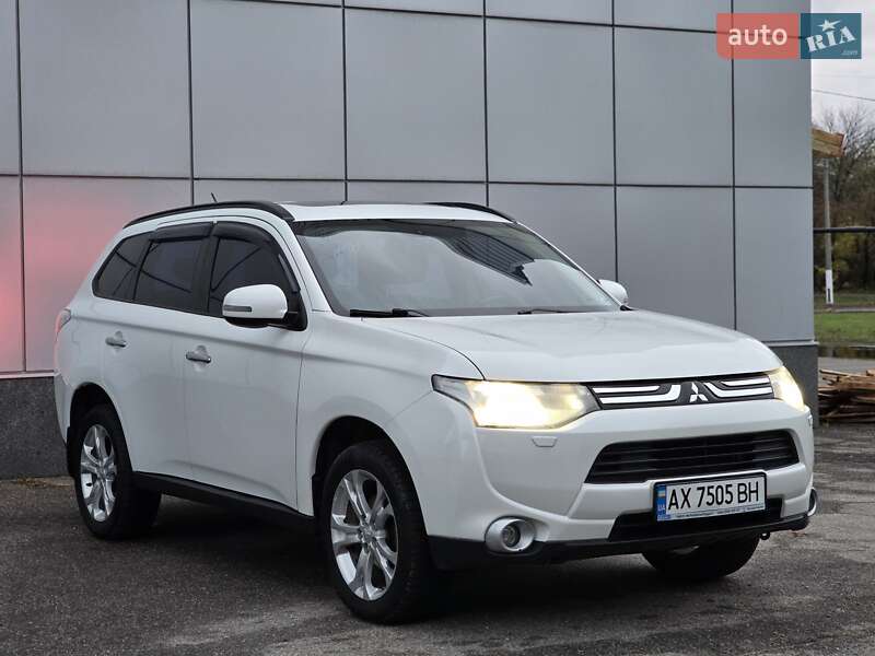 Позашляховик / Кросовер Mitsubishi Outlander 2013 в Харкові фото 9 Позашляховик / Кросовер Mitsubishi Outlander 2013 в Харкові