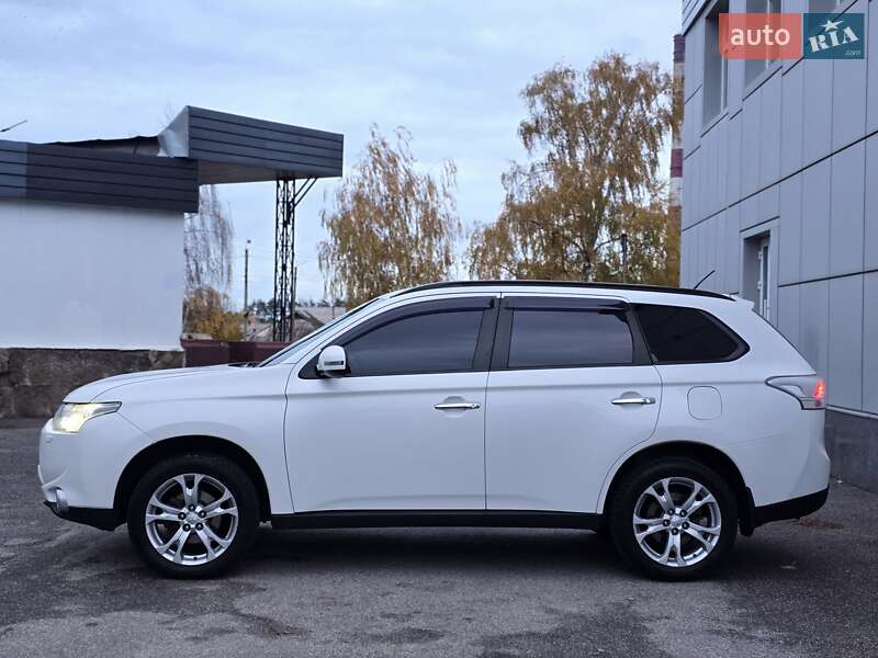 Позашляховик / Кросовер Mitsubishi Outlander 2013 в Харкові фото 4 Позашляховик / Кросовер Mitsubishi Outlander 2013 в Харкові