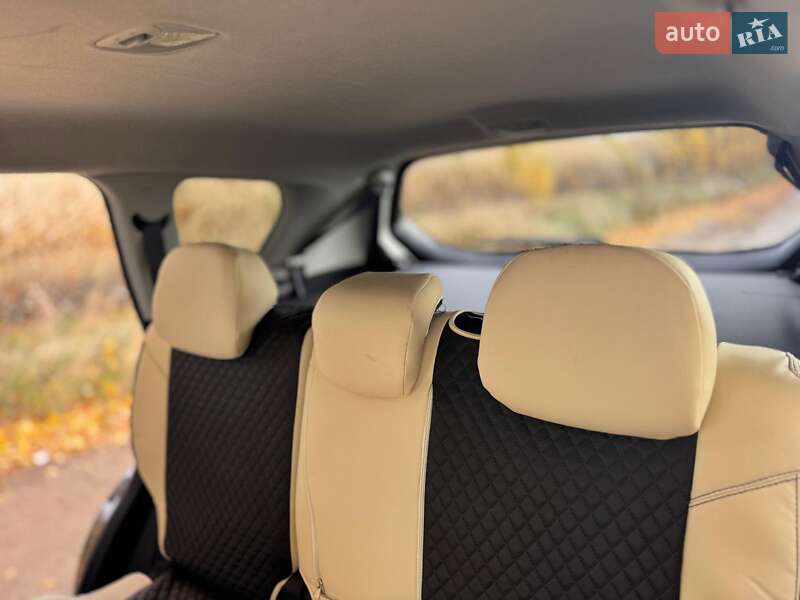 Внедорожник / Кроссовер Mitsubishi Outlander 2011 в Владимире фото 19 Внедорожник / Кроссовер Mitsubishi Outlander 2011 в Владимире