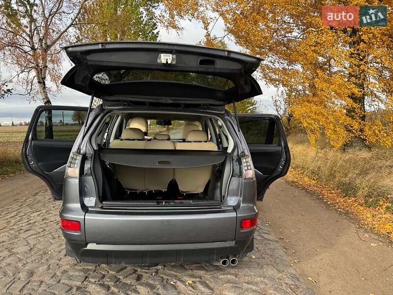 Внедорожник / Кроссовер Mitsubishi Outlander 2011 в Владимире фото 23 Внедорожник / Кроссовер Mitsubishi Outlander 2011 в Владимире
