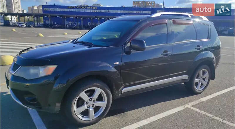 Внедорожник / Кроссовер Mitsubishi Outlander 2008 в 