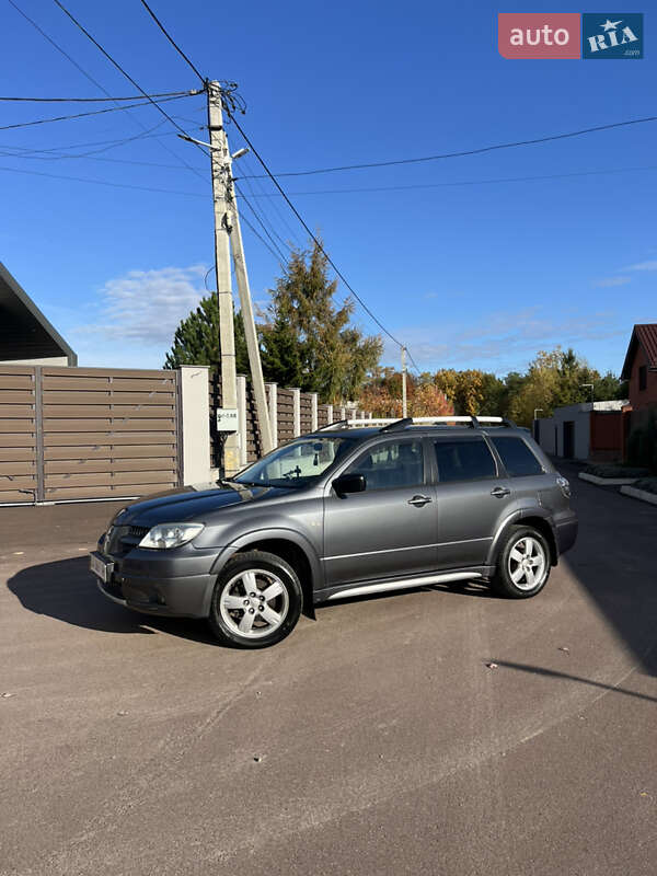 Внедорожник / Кроссовер Mitsubishi Outlander 2007 в Киеве фото 15 Внедорожник / Кроссовер Mitsubishi Outlander 2007 в Киеве