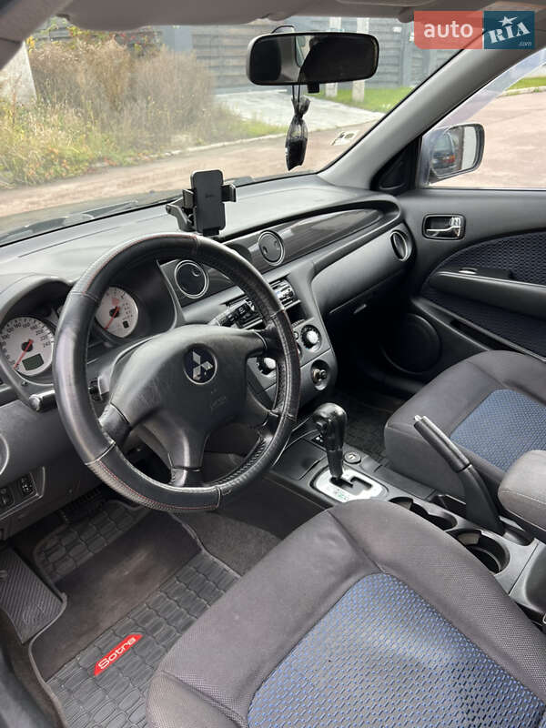 Внедорожник / Кроссовер Mitsubishi Outlander 2007 в Киеве фото 28 Внедорожник / Кроссовер Mitsubishi Outlander 2007 в Киеве