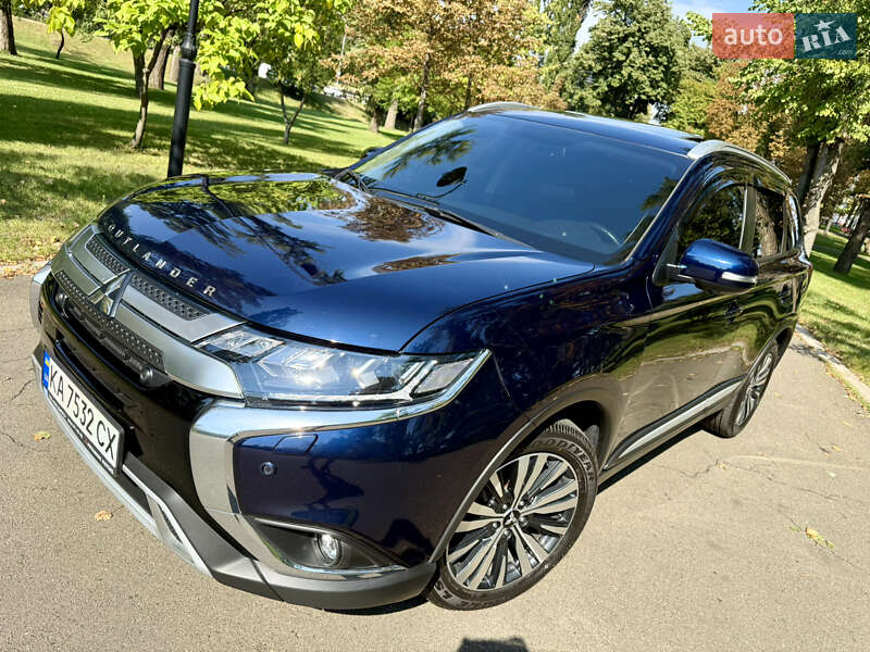 Внедорожник / Кроссовер Mitsubishi Outlander 2021 в Киеве фото 3 Внедорожник / Кроссовер Mitsubishi Outlander 2021 в Киеве